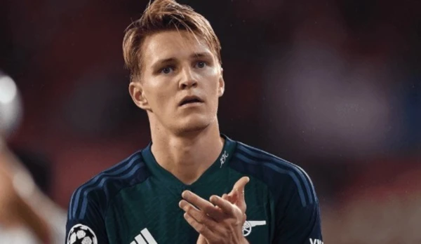 Odegaard gặp vấn đề nghiêm trọng hơn dự kiến, sẽ còn vắng mặt dài