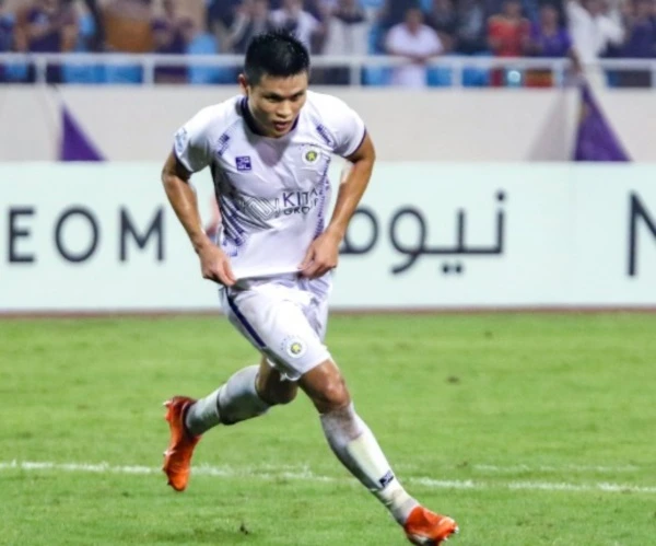 Tuấn Hải làm được điều mà Ronaldo không thể tại AFC Champions League