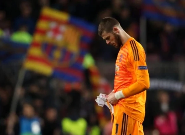 David de Gea đến Barca để làm dự bị cho Stegen?