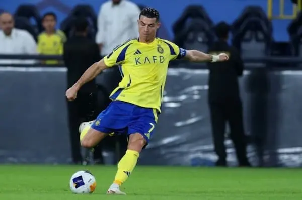 Hợp đồng mới của Cristiano Ronaldo với Al Nassr có gì đặc biệt?