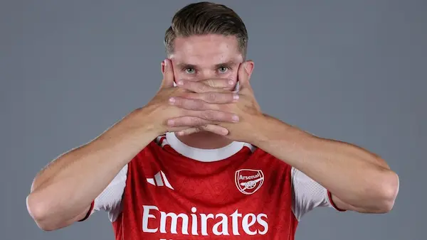 Tại sao Viktor Gyokeres lại chọn Arsenal thay vì MU?