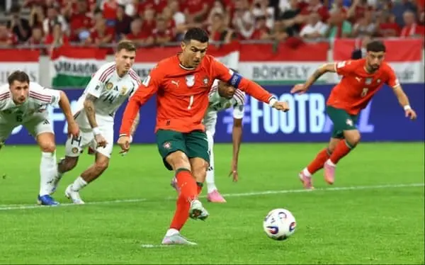 Cristiano Ronaldo - Người định nghĩa lại giới hạn tuổi tác trong bóng đá thế giới