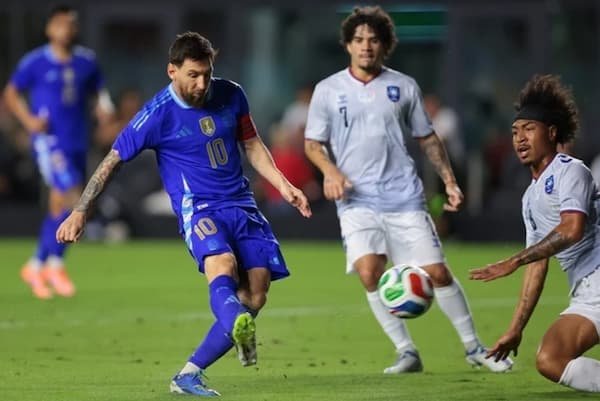 Tại sao đội tuyển Argentina lại vượt qua Pháp trên BXH FIFA mới nhất?