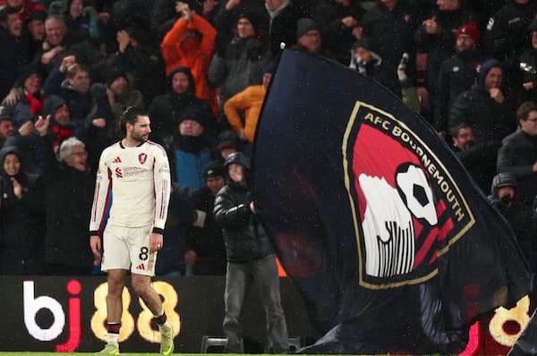 Arne Slot và bài toán không lời giải ở Liverpool