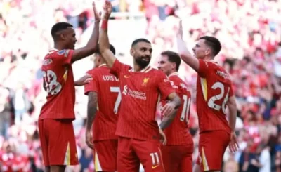 Liverpool và hành trình 15 năm kỳ diệu: Từ vực thẳm đến đỉnh cao quyền lực